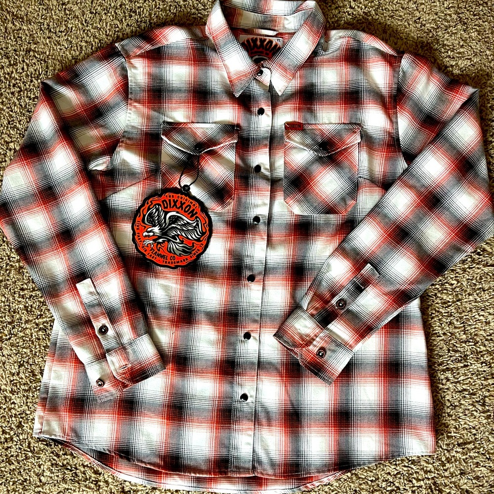 DIXXON “The Eagle” women’s snap closure flannel. NWT Size XL
